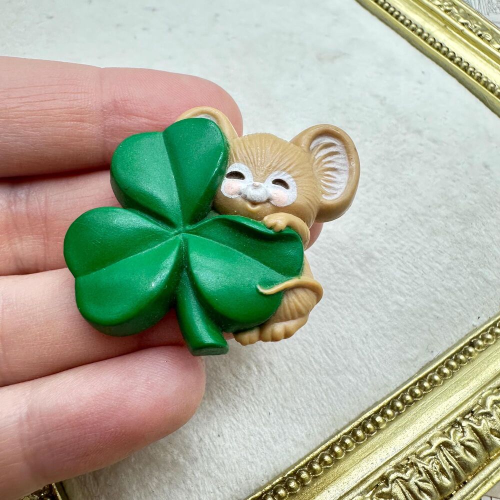 Vintage Jewelry Hallmark Clover Mouse Brooch Pin